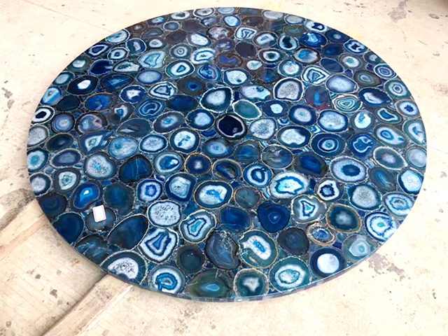 Blue agate round countertop